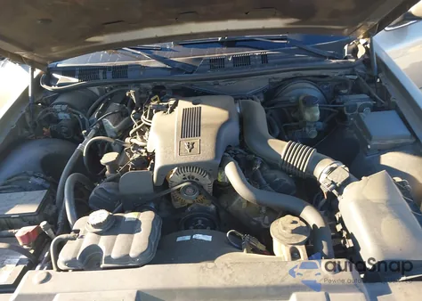 2003 Mercury Grand Marquis Gs из США, поврежденный, VIN 2MEFM74W73X706165